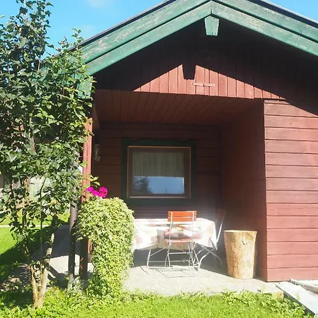Ferienhaus Ferienhütte In *